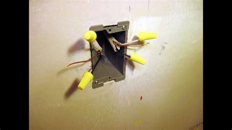 electrical outlet box for drywall